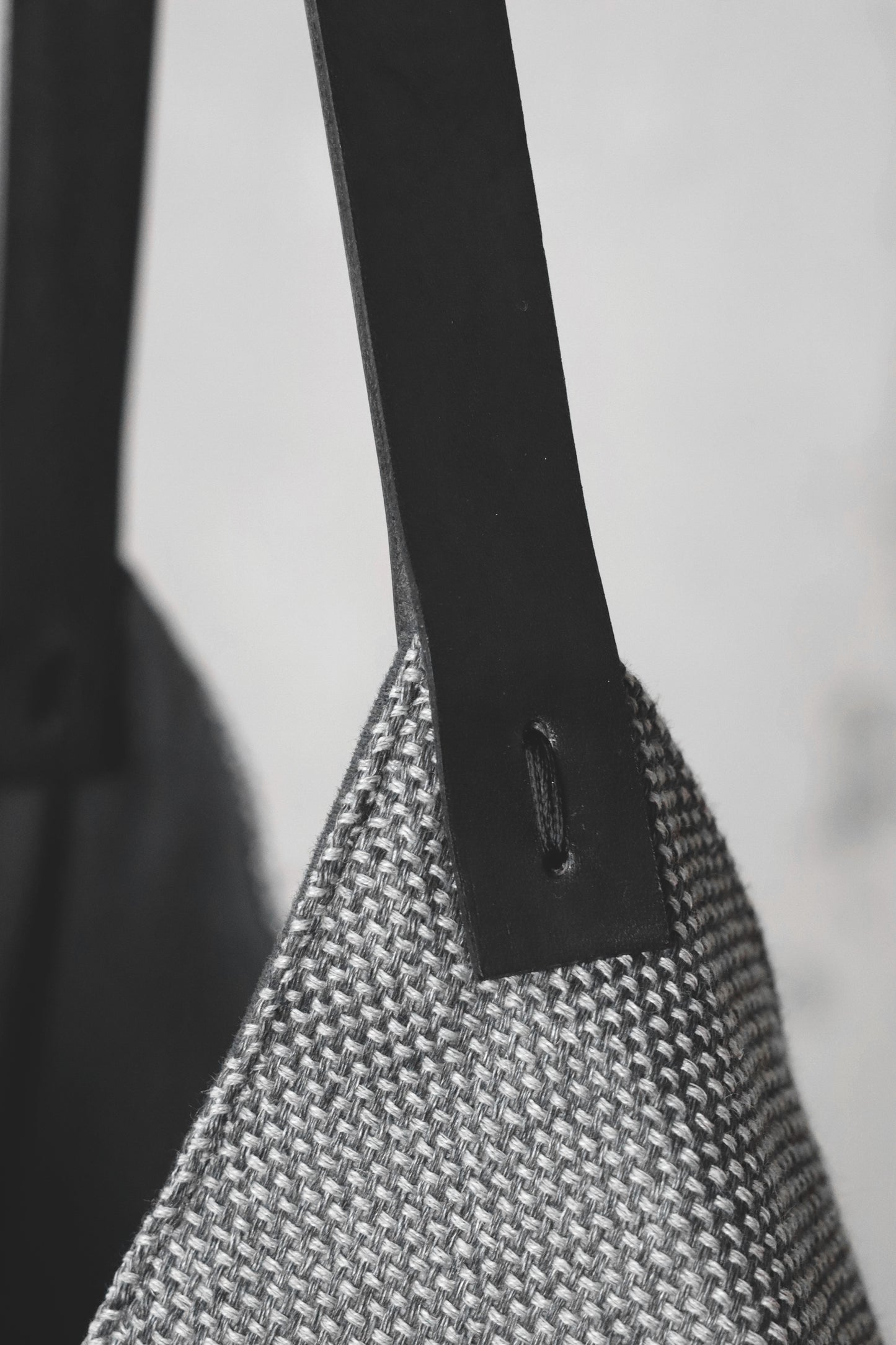 Borsa Origami tessuta a mano - grigio melange